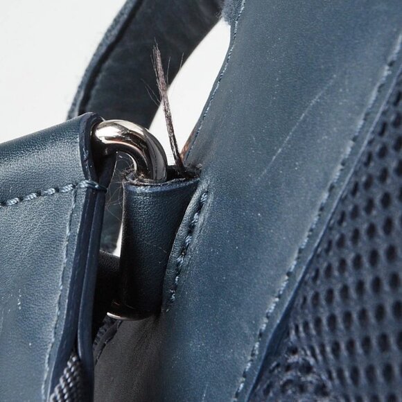 Louis Vuitton Damier Canvas Runner Backpack Bag - Picture 8 of 12